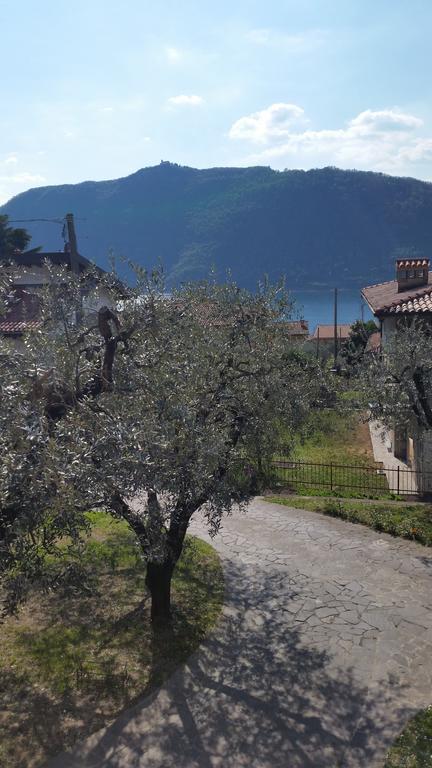 Apartment Iseo Lake Сале-Маразино Номер фото